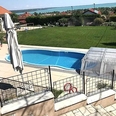 Holiday home In 38980
